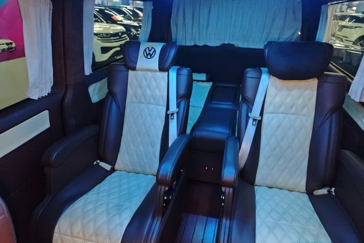 Used Volkswagen Caravelle 2019 2.0 TSI 4x4 Comfort Edition 7-Seater Left Rear Seat