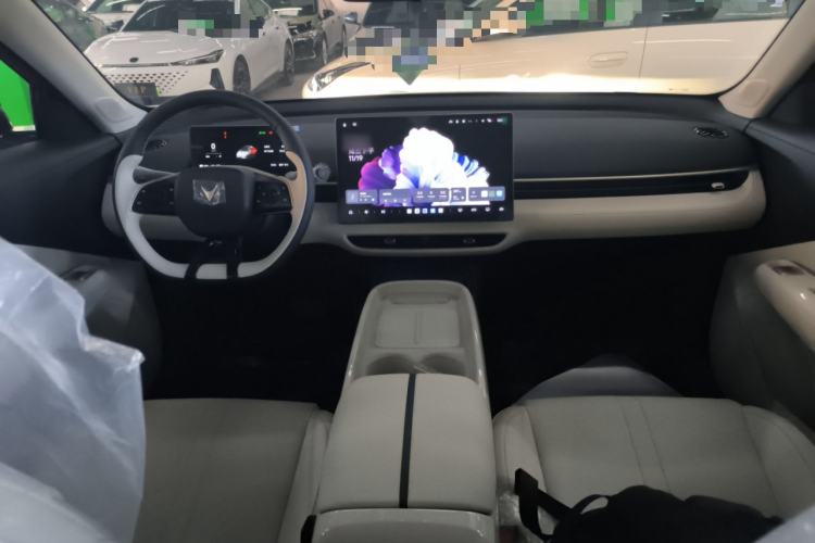 Used ARCFOX T1 2025 Model 320 PLUS
