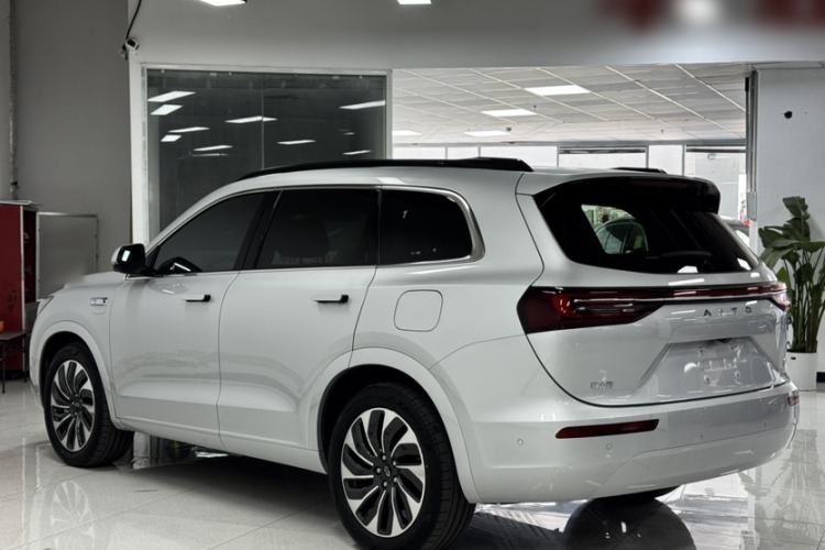 Used Hima AITO M7 2024 1.5T Intelligent Driving Rear-Drive Max Edition 6 Seats Exterior 3