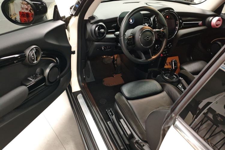 Used MINI MINI 2022 Updated 1.5T COOPER Classic Edition