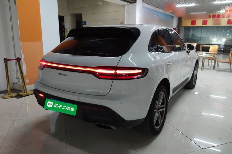 Used Porsche Macan 2024 Macan 2.0T Exterior 5