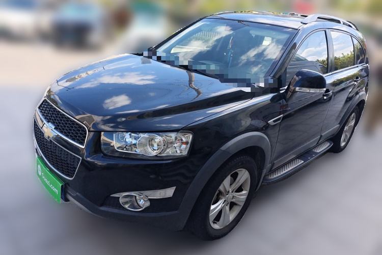 Used Chevrolet Captiva 2012 2.4L 4x4 Flagship Edition 7 Seats