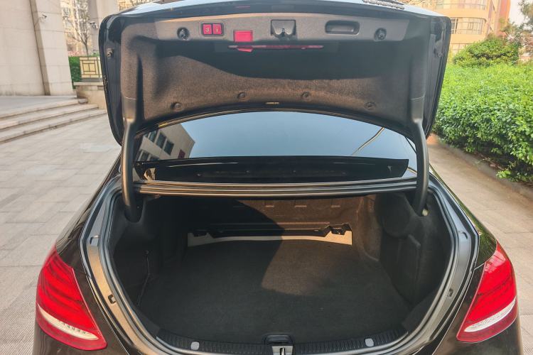 Used Mercedes-Benz E-Class 2020 Facelift E 300 L Stylish Edition
