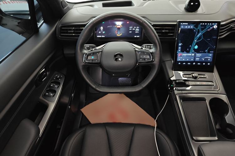 Used Nio ES8 2020 580 km Signature Edition 7-Seater Version
