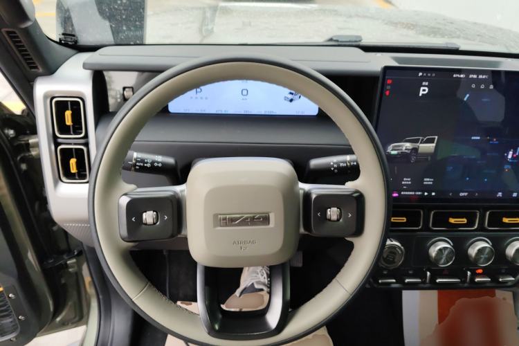 Used iCAR V23 2025 501 Four-Wheel Drive Intelligent Driving Version
