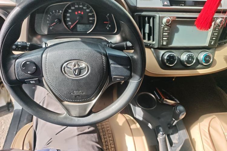 Used Toyota RAV4 2013 2.0L CVT Two-Wheel Drive Urban Edition
