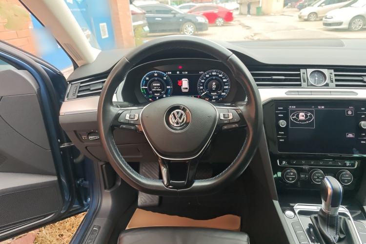Used Volkswagen Variant New Energy 2019 GTE model

