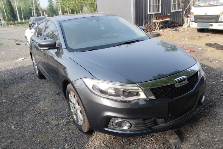 Used Qoros 3 2015 Hatchback 1.6L Automatic ZhiNeng Model Front Right 45 Deg