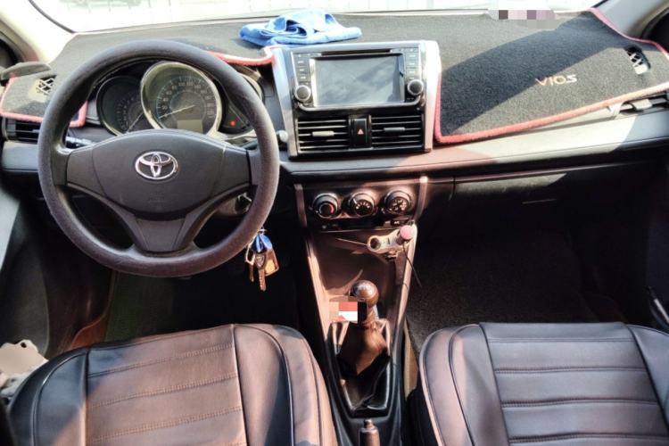 Used Toyota Vios 2014 1.3L Manual Xiang Edition Center Console