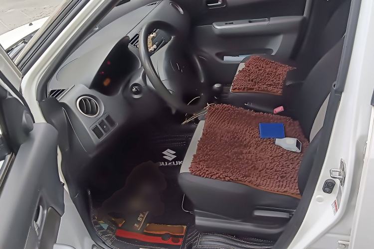 Used Suzuki Swift 2013 1.5L Manual Standard Edition
