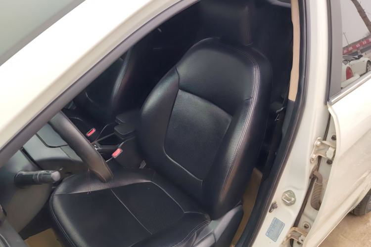 Used Kia K2 2012 Sedan 1.4L MT GLS Commemorative Edition