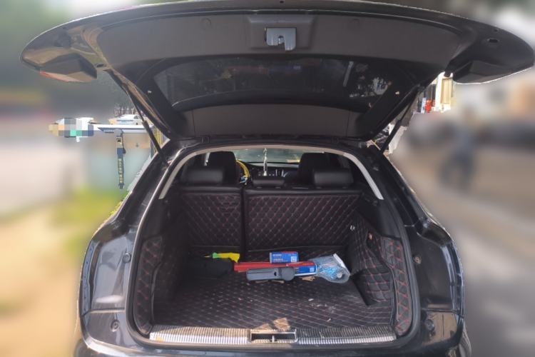 Used Zotye SR7 2016 1.5T CVT Cube Heart Edition China V Standard Trunk