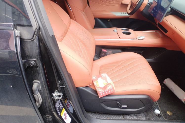 Used Deepal S07 2023 200Max Range-Extended Version
