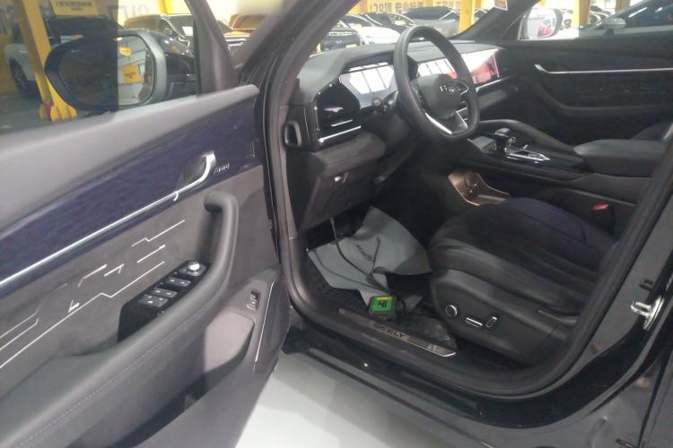 Used Geely Auto Monjaro L 2024 2.0TD High-Power Automatic Two-Wheel Drive Yunqi Version