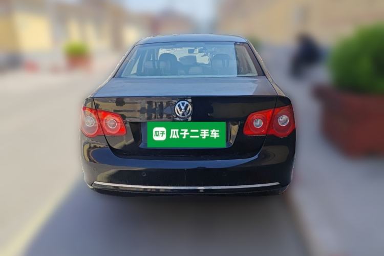 Used Volkswagen Sagitar 2011 1.6L Manual Comfort Version Rear