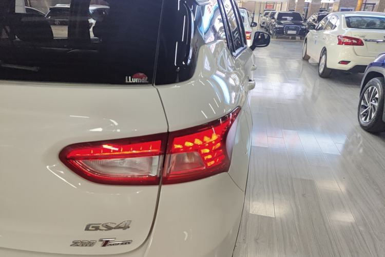 Used GAC Trumpchi GS4 2017 200T G-DCT Two-Wheel Drive Elite Edition
