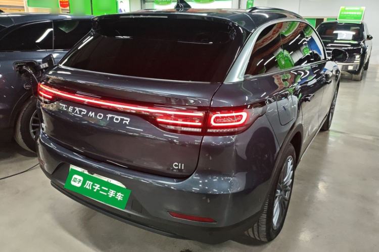 Used Leapmotor C11 2024 Range-Extended 300 Luxury Edition Rear Right 45 Deg