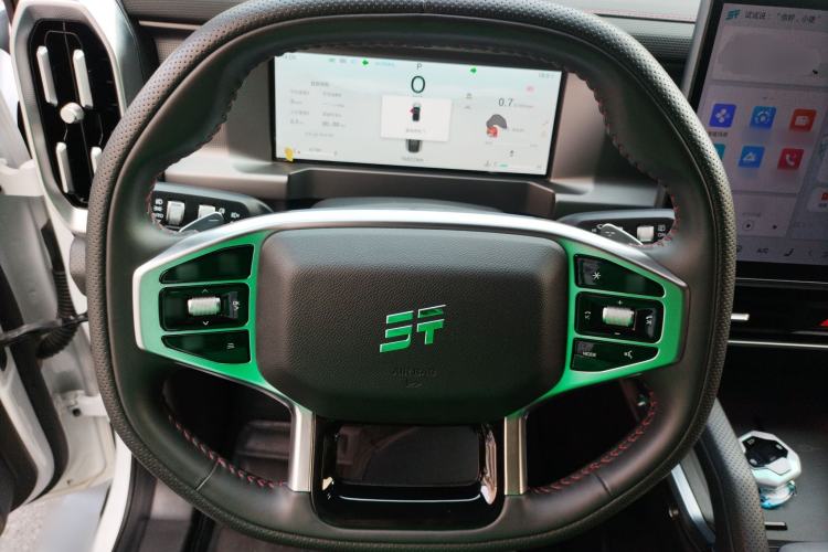 Used JETOUR Traveler 2024 2.0T All-Wheel-Drive Silver Dragon Wings