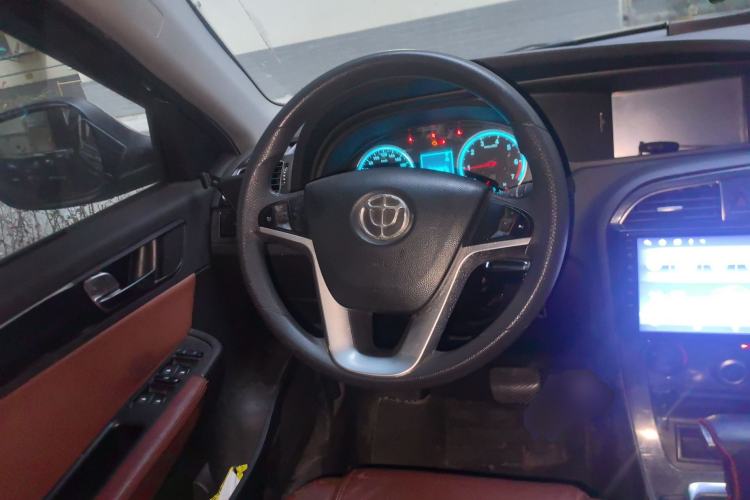 Used Brilliance V5 2012 1.5T Automatic Two-Wheel Drive Sport Version