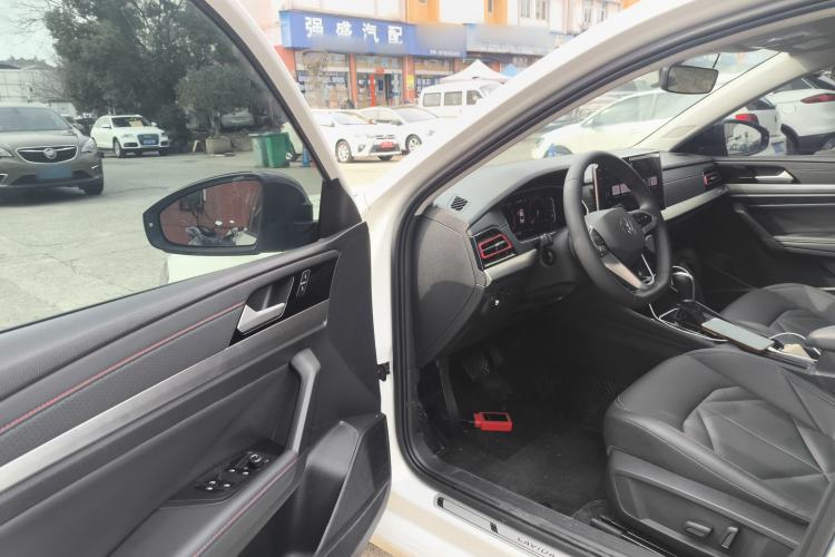 Used Volkswagen Lavida 2024 300TSI DSG Starry Sky Leading Edition
