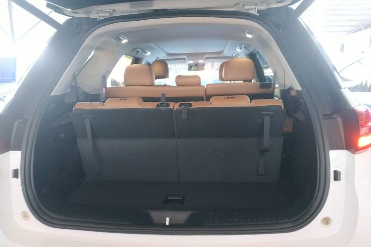 Used Changan CS95 2021 2.0T Four-Wheel Drive Luxury Version
