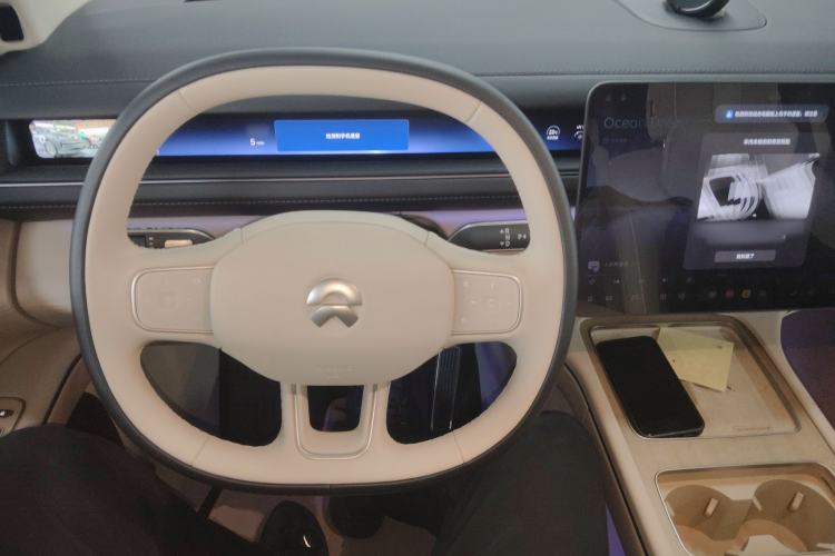 Used Nio ES8 2026 Model 6-seat Executive Signature Edition Steering Wheel