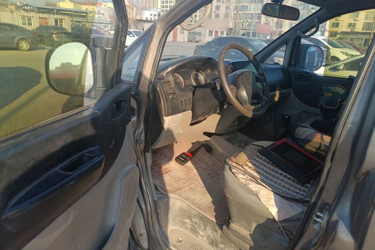 Used FORTHING Lingzhi 2015 V3 1.6L 7-Seater Standard Model