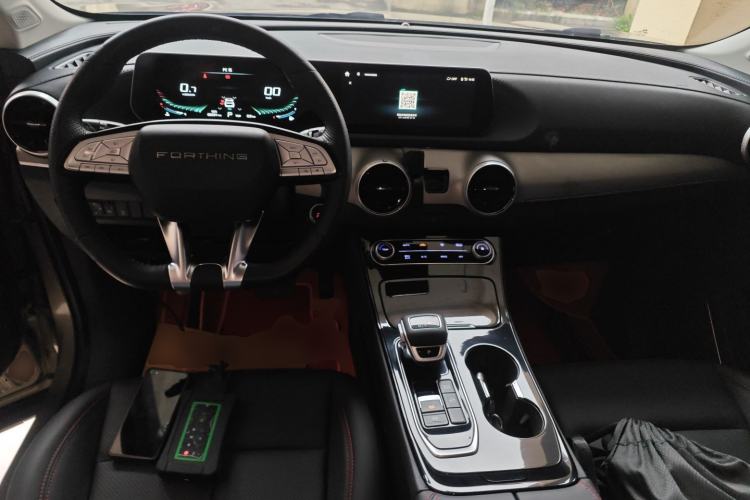 Used FORTHING T5 EVO 2021 1.5TD DCT Diamond Edition