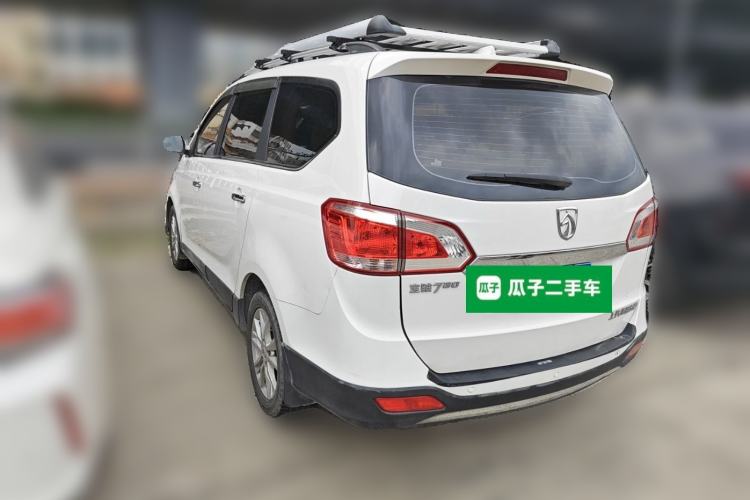 Used Baojun 730 2014 1.5L manual Comfort version 7 seats

