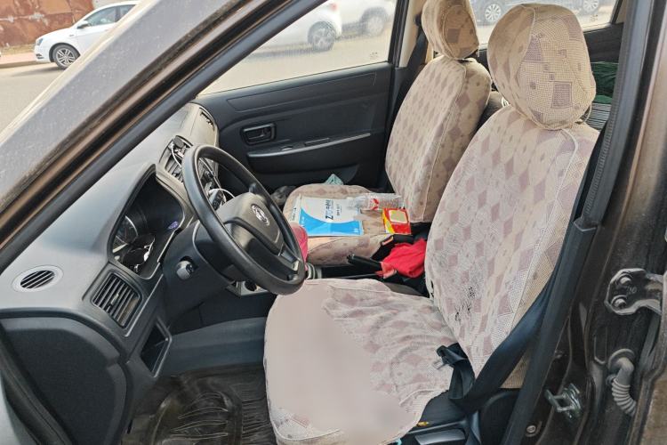 Used Dongfeng Fengon 330 2014 1.5L Manual Utility Version DK15 Left Front Seat