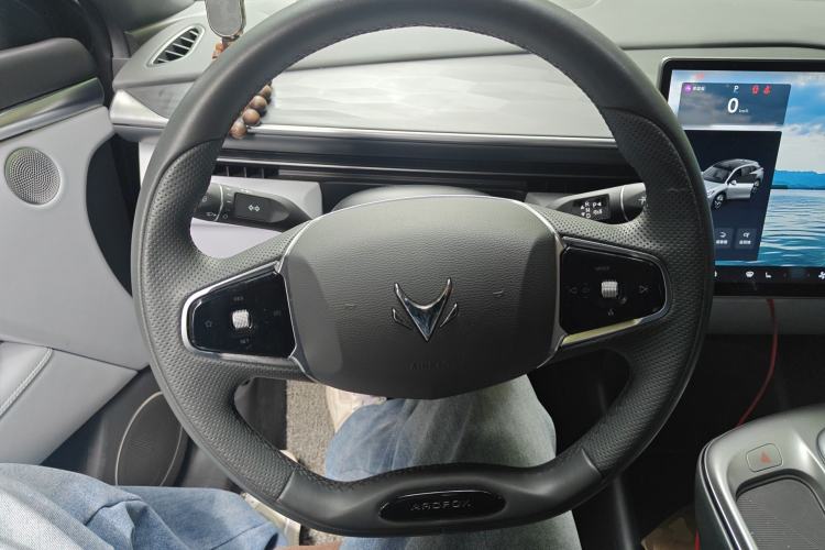 Used ARCFOX Alpha T5 2024 520 PRO Steering Wheel