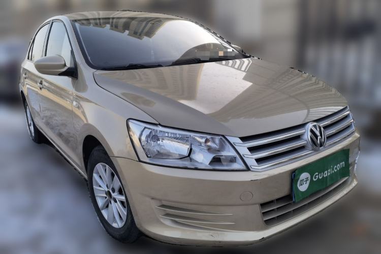 Used Volkswagen Santana 2013 1.4L Manual Fashion Edition Front Right 45 Deg