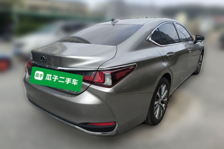 Used Lexus ES 2020 200 Excellence Edition
