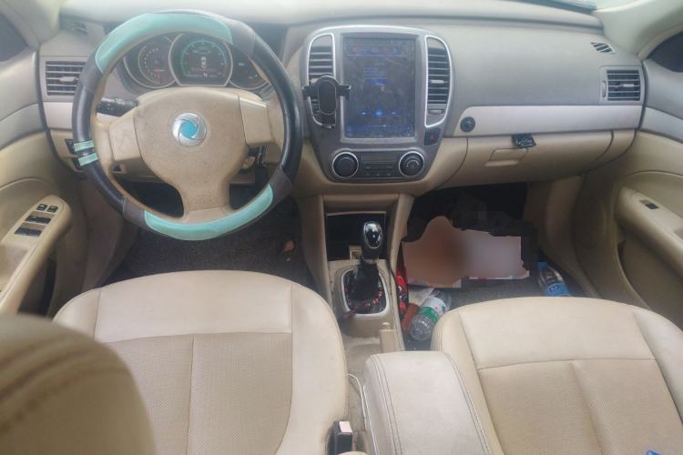 Used Dongfeng Junfeng E11K 2019 Standard Model
