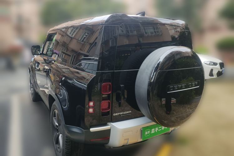 Used Land Rover Defender 2022 90 2.0T P300 Tiger-Power Ambition Edition