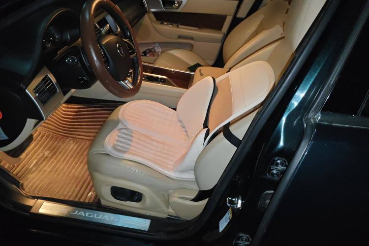 Used Jaguar XF 2014 XF 2.0T Prestige Edition Left Front Seat