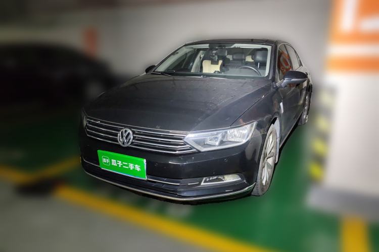 Used Volkswagen Magotan 2017 330TSI DSG Leading Model