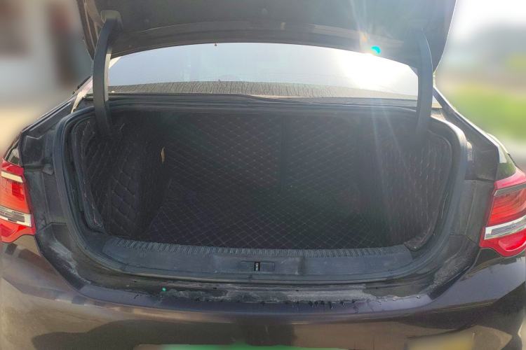 Used DS 5LS 2016 1.6T Comfort Edition THP160 Trunk