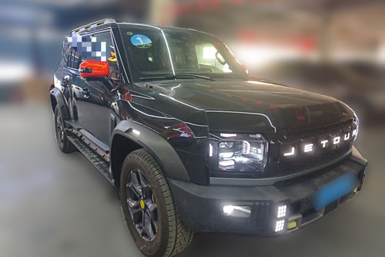 Used JETOUR Traveler 2023 2.0T All-Wheel Drive CrossPRO+ Front Right 45 Deg