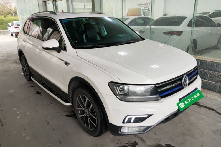 Used Volkswagen Tiguan L 2017 330TSI Automatic Two-Wheel Drive Luxury Edition