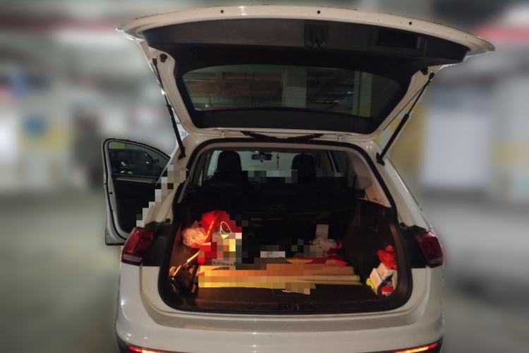 Used Volkswagen Tiguan L 2019 Updated Version 330TSI Automatic Two-Wheel Drive Panoramic Comfort Edition China VI Standard Trunk