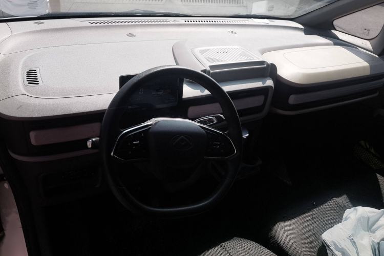 Used SAIC MAXUS Dana V1 2023 V1 Short Wheelbase Low Roof (43 kWh)