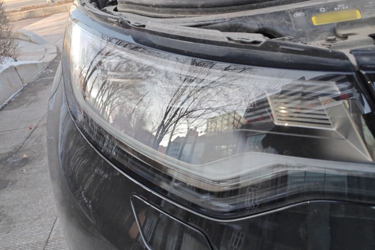 Used Land Rover Discovery 2023 360 PS R-Dynamic S Exterior 6