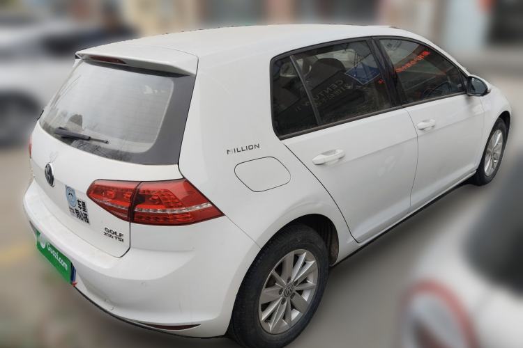 Used Volkswagen Golf 2016 1.6L Automatic Fashion Model