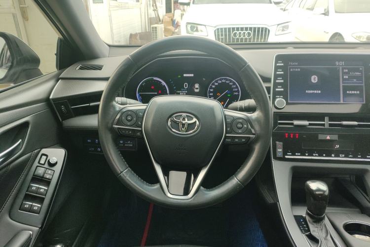 Used Toyota Avalon 2019 Dual-Engine 2.5L Luxury Edition China VI Standard

