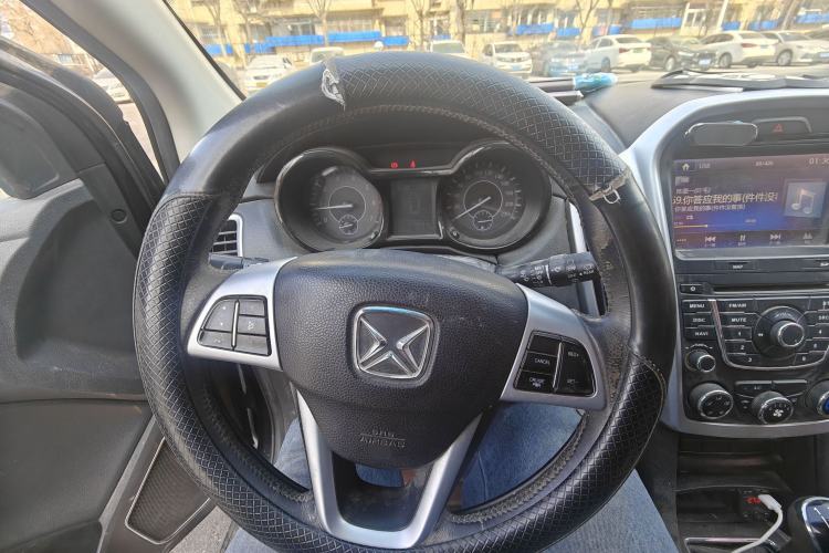 Used JMC Yusheng S350 2013 2.0T Manual Two-Wheel Drive Gasoline Ultra-Luxury 5-Seater
