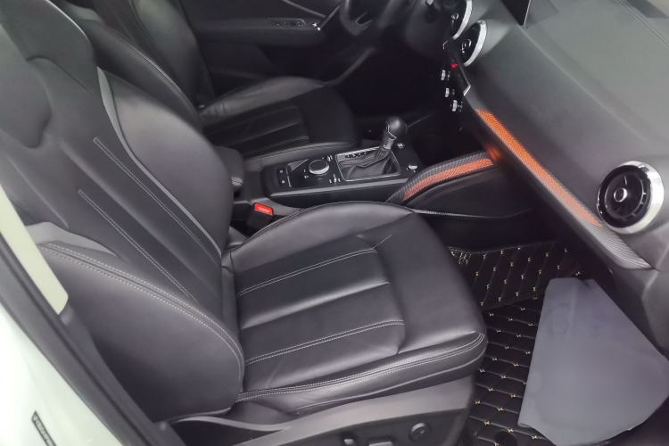 Used Audi Q2L 2024 35TFSI Fashionable and Dynamic Edition Right Front Seat