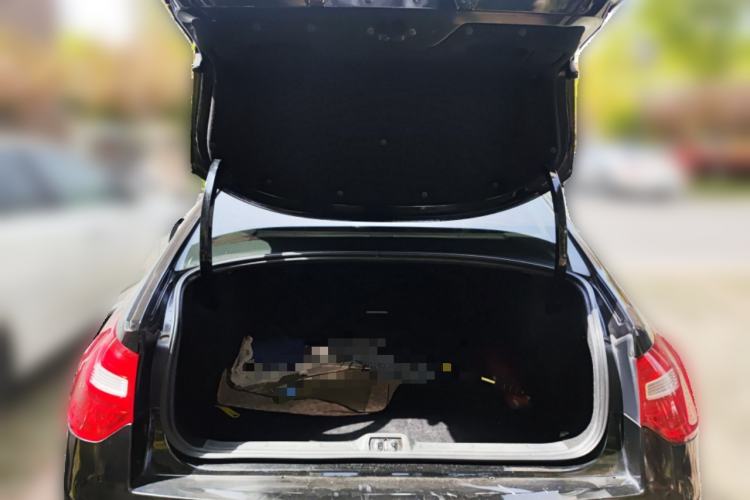 Used Citroen C5 2013 2.0L Automatic Luxury Model Trunk