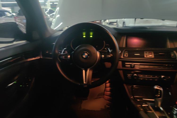 Used BMW 5 Series 2014 525Li Luxury Design Package