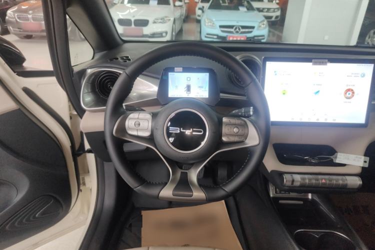 Used BYD Dolphin 2023 420 km Fashion Edition